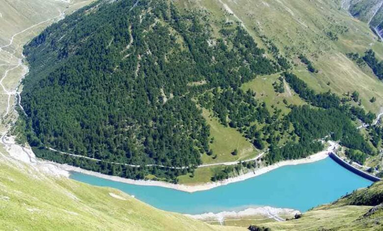 Lago di Rochemolles in val di Susa